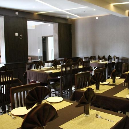 Hotel Aditya Talala Ngoại thất bức ảnh